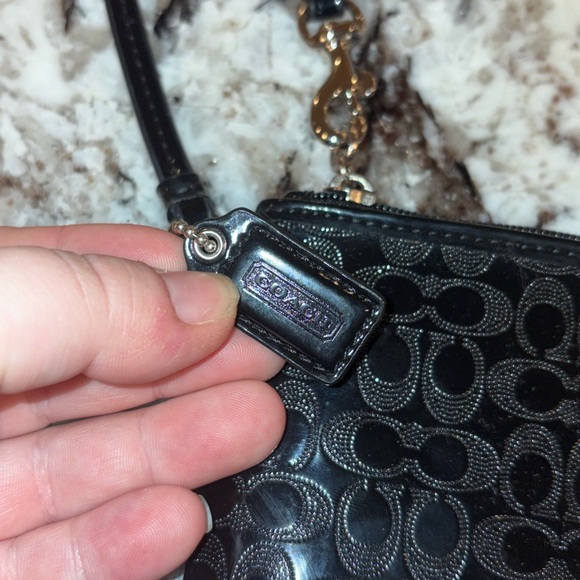 COACH Wallet Black Gloss Perforated Leather Medium Wristlet - Picture 2 of 6